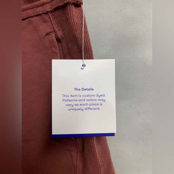 NWT JoyLab shorts in brick. One Large and one small available - Picture 5 of 7